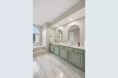 3005 Cross View Estate, Oakville, MO 63129 - Photo 25