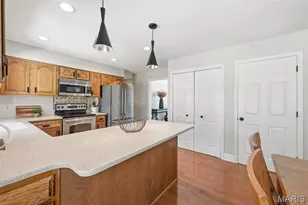 180 Spring Oaks Dr, Ballwin, MO 63011 - Photo 7