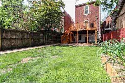 2414 S 11th Street, Saint Louis, MO 63104 - Photo 25