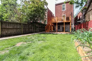 2414 S 11th St, Saint Louis, MO 63104 - Photo 25