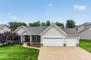 130 Barrington Lake Dr, Dardenne Prairie, MO 63368 - Photo 1