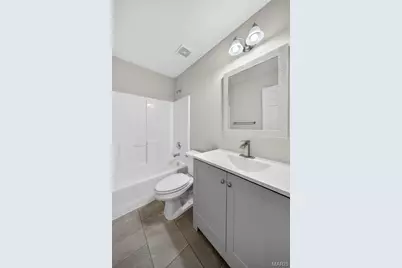 130 Barrington Lake Drive, Dardenne Prairie, MO 63368 - Photo 19