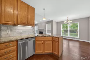 130 Barrington Lake Dr, Dardenne Prairie, MO 63368 - Photo 9