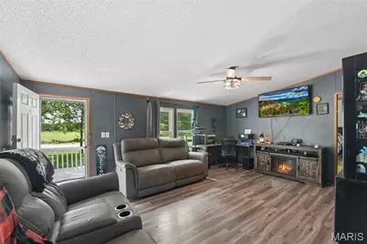 63 Pinnacle Lake Road, New Florence, MO 63363 - Photo 5