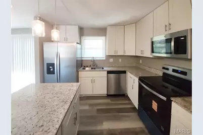 3660 Parc Chateau Lane, Saint Louis, MO 63033 - Photo 3