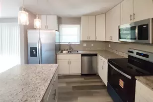 3660 Parc Chateau Ln, Saint Louis, MO 63033 - Photo 3