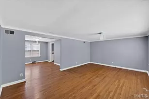 5545 Norway Dr, Normandy, MO 63121 - Photo 5