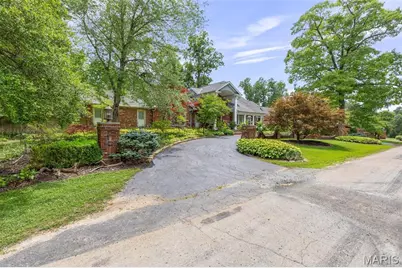 556 Oak Terrace Drive, Farmington, MO 63640 - Photo 3