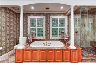 9111 Clayton Rd, Saint Louis, MO 63124 - Photo 29