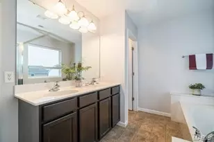 322 Wild Oak Dr, O'Fallon, MO 63368 - Photo 9