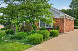 1841 Winter Run Ct, Chesterfield, MO 63017 - Photo 3