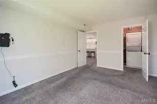 942 Guelbreth Lane, Creve Coeur, MO 63141 - Photo 9