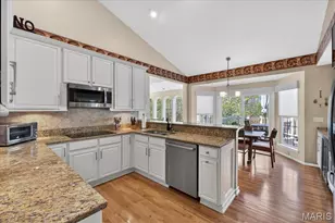 17648 Westhampton Woods Dr, Wildwood, MO 63005 - Photo 15