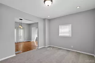 9533 Tennyson Ave, Overland, MO 63114 - Photo 13