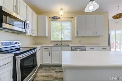111 Matthews Drive, Wentzville, MO 63385 - Photo 13