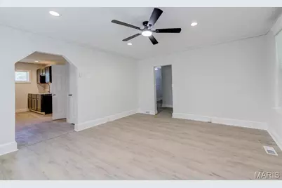 7200 Jenwood Avenue, Saint Louis, MO 63136 - Photo 3