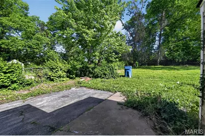 9229 Arline Avenue, Saint Louis, MO 63114 - Photo 9