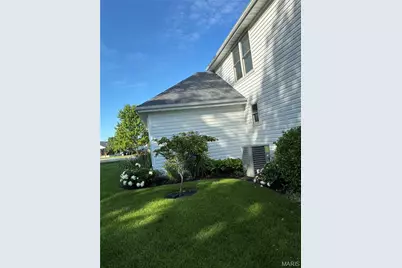 33 Bear Creek Drive, Wentzville, MO 63385 - Photo 5