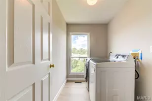 11431 Daykin Dr, Saint Louis, MO 63146 - Photo 23