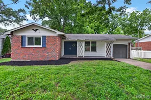 2195 Somerset Dr, Florissant, MO 63033 - Photo 1