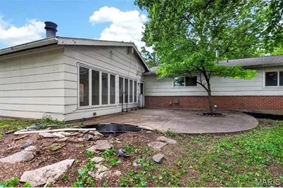 2195 Somerset Drive, Florissant, MO 63033 - Photo 31