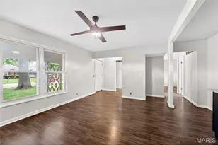 2195 Somerset Dr, Florissant, MO 63033 - Photo 5