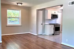 8604 Red Bud Ave, Richmond Heights, MO 63117 - Photo 5