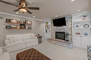 4814 King Andrew Park, Saint Louis, MO 63129 - Photo 5