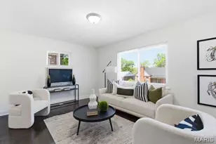 6758 Kenwood Dr, Saint Louis, MO 63121 - Photo 5