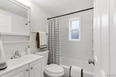 6758 Kenwood Drive, Saint Louis, MO 63121 - Photo 19