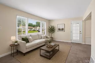 10200 Coburg Lands Dr, Bellefontaine Neighbors, MO 63137 - Photo 3