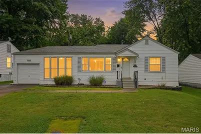 10200 Coburg Lands Drive, Bellefontaine Neighbors, MO 63137 - Photo 23