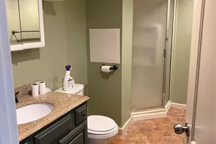 5224 - 5226 Ville Anita Ct, Hazelwood, MO 63042 - Photo 5