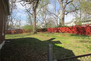 7035 Glades Ave, Saint Louis, MO 63117 - Photo 13