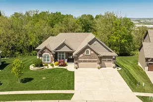1015 Bellevaux Pl, Saint Charles, MO 63301 - Photo 35