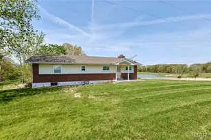 196 Absolut Ln, Troy, MO 63379 - Photo 9