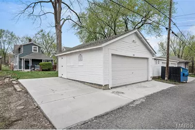 618 N Benton Avenue, Saint Charles, MO 63301 - Photo 25