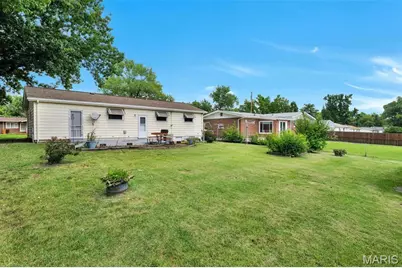 634 Lynn Haven Lane, Hazelwood, MO 63042 - Photo 25