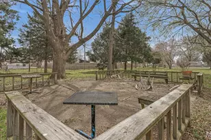 704 Park St, Kennett, MO 63857 - Photo 17