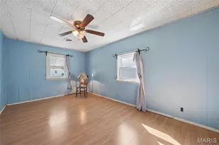 831 Loekes Dr, Florissant, MO 63031 - Photo 9