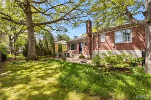 1140 E Parkedge Ln, University City, MO 63130 - Photo 21