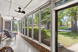 1140 E Parkedge Ln, University City, MO 63130 - Photo 3