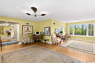 1140 E Parkedge Ln, University City, MO 63130 - Photo 7