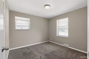 9922 Norwich Dr, Saint Louis, MO 63137 - Photo 15
