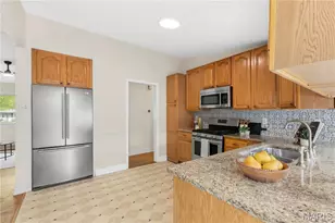 1965 Thunderbird Ave, Florissant, MO 63033 - Photo 9