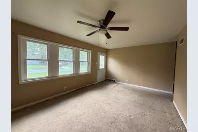 9715 Tullamoor Drive, Saint Louis, MO 63136 - Photo 5
