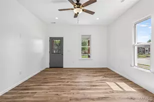 700 N 3rd St, De Soto, MO 63020 - Photo 11