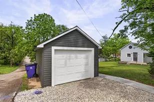 700 N 3rd St, De Soto, MO 63020 - Photo 35