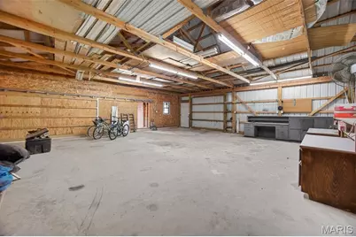 20200 NW Oakwood Drive, Lebanon, MO 65536 - Photo 71