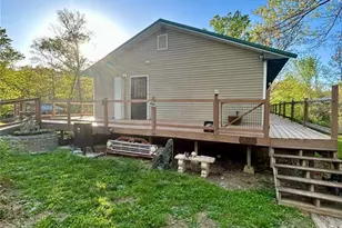 323 Shamrock Ln, Bourbon, MO 65441 - Photo 3